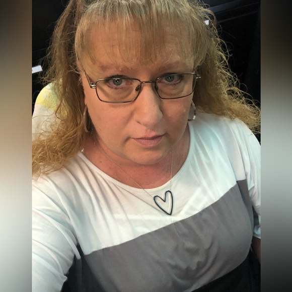 Meet your Posher, El - Picture 10 of 15